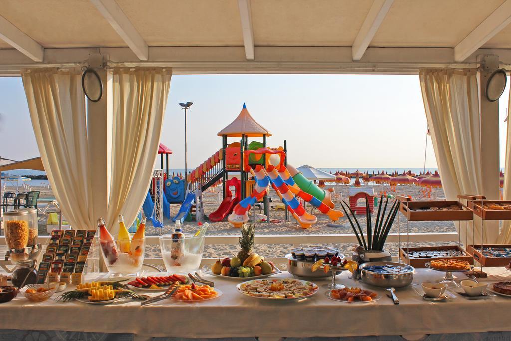 Hotel & Residence Cavalluccio Marino Rimini Extérieur photo